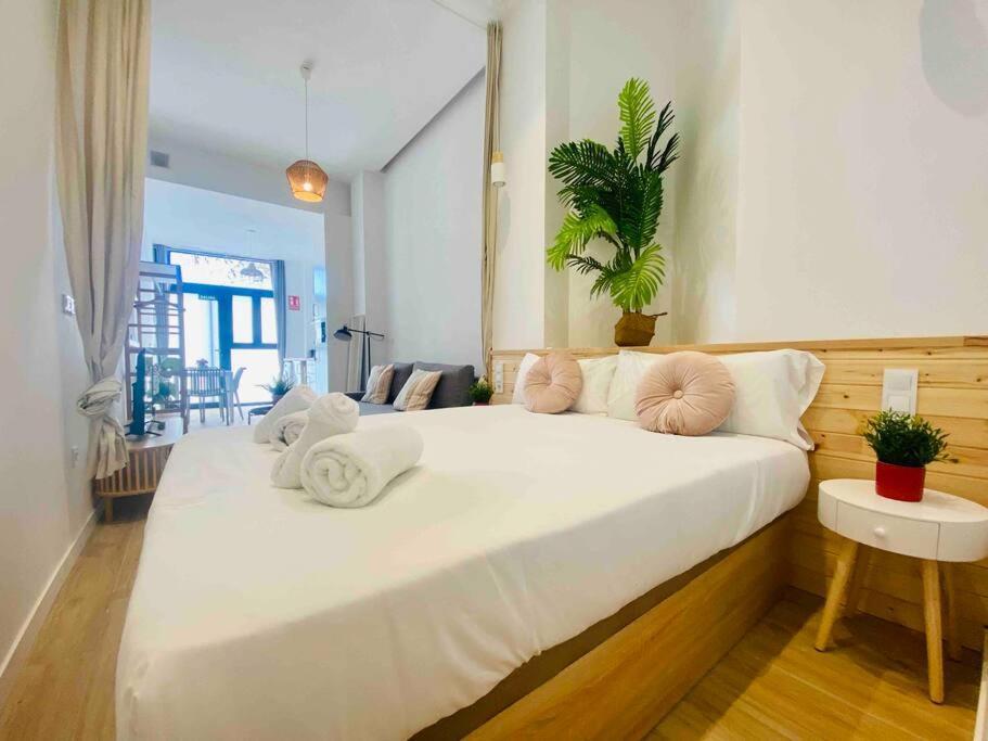 Nice & Cozy Flat Close The Beach Valencia Exterior foto